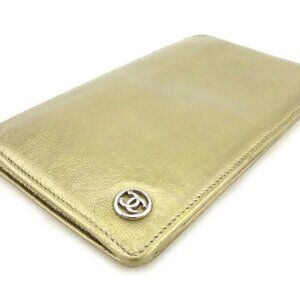 CHANEL Purse gold Women Authentic secondhand